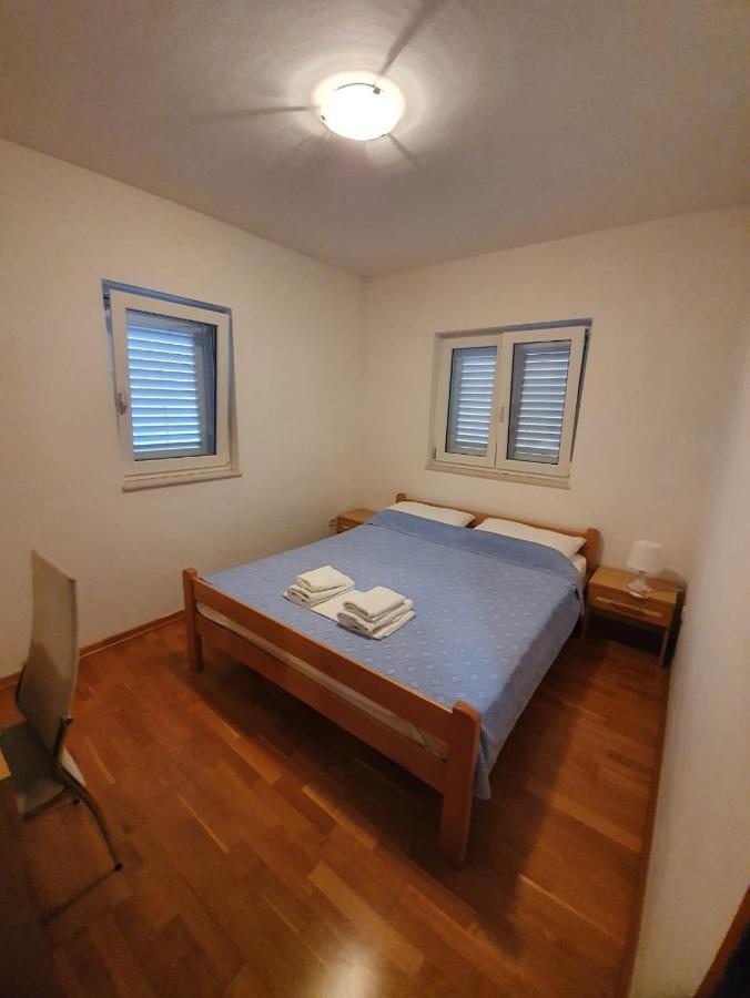 Aparthotel Marina Gromela Mirca  Екстер'єр фото