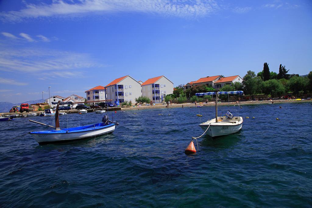 Aparthotel Marina Gromela Mirca  Номер фото