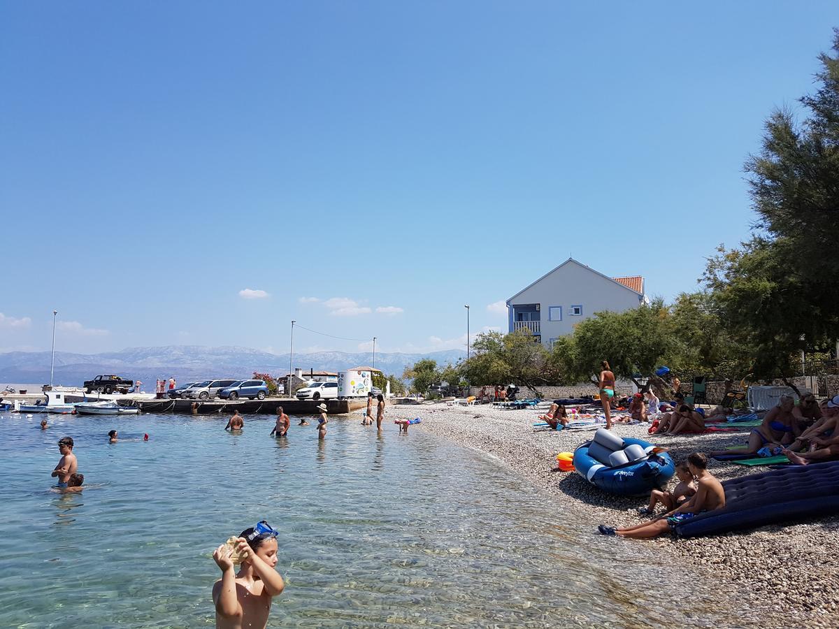 Aparthotel Marina Gromela Mirca  Екстер'єр фото