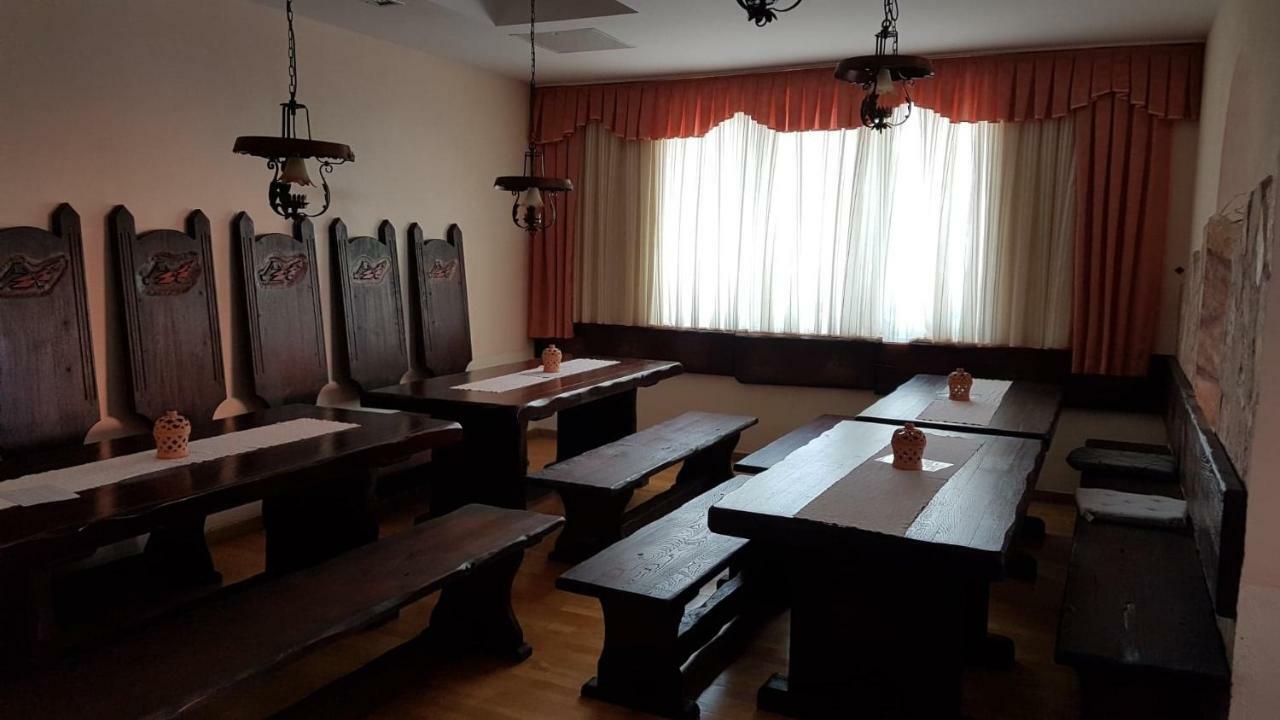 Aparthotel Marina Gromela Mirca  Екстер'єр фото
